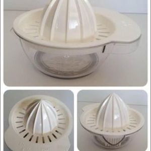 New Pampered Chef Juicer 2309 (NIB)